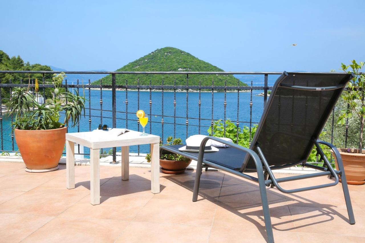 Spacious Apartment Lucia Prozura Экстерьер фото