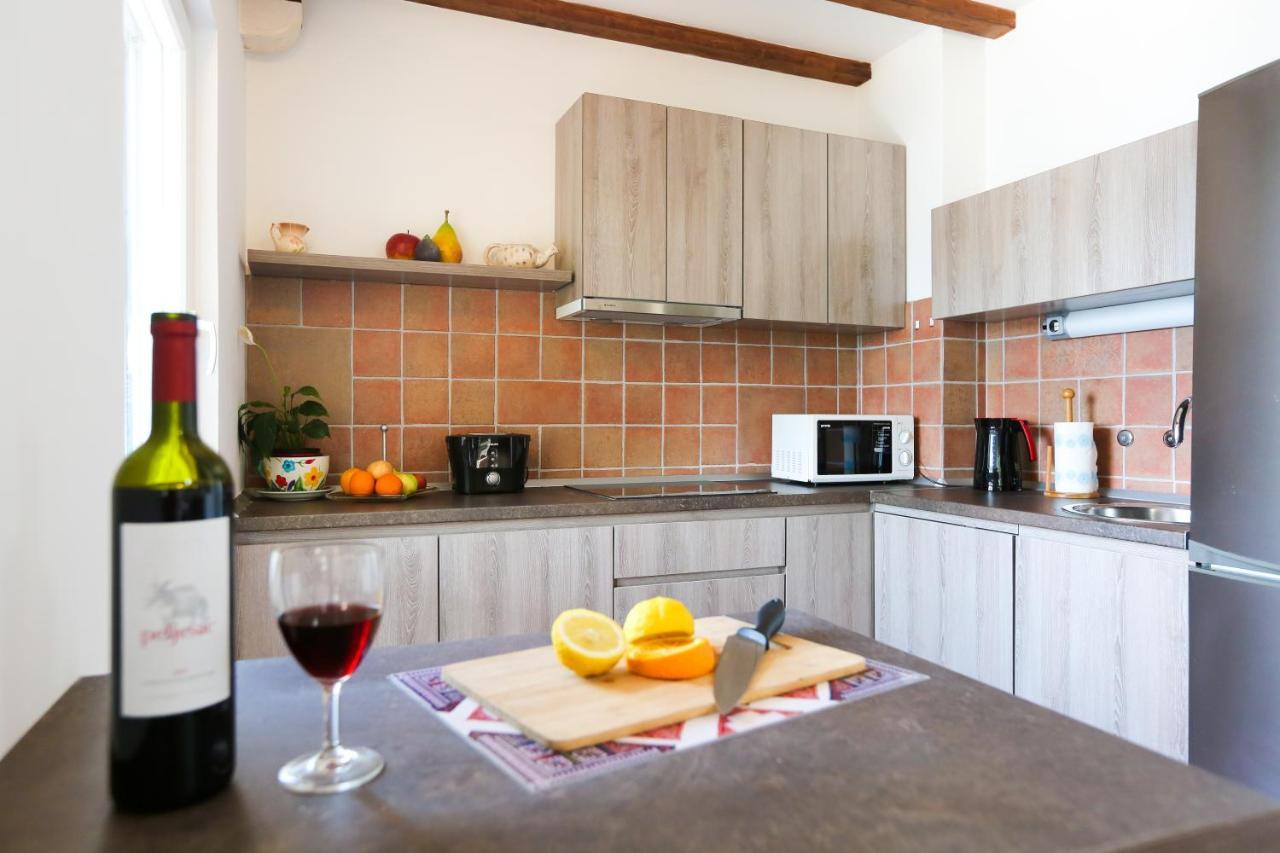 Spacious Apartment Lucia Prozura Экстерьер фото